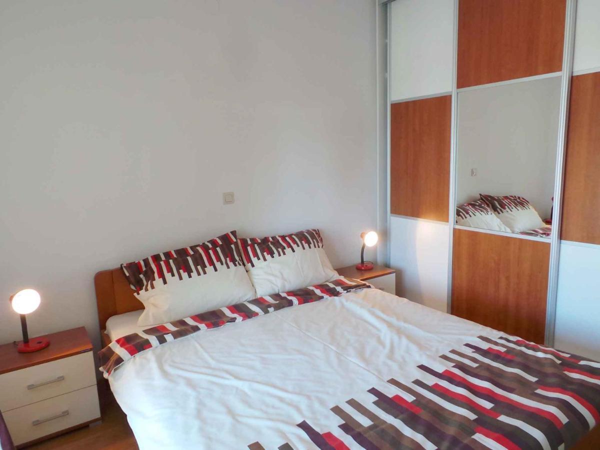 Holiday Home In Malinska/Insel Krk 13031 Екстер'єр фото