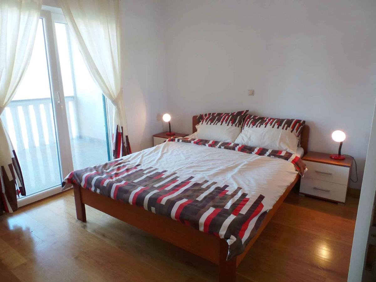 Holiday Home In Malinska/Insel Krk 13031 Екстер'єр фото