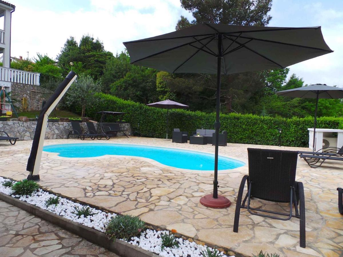 Holiday Home In Malinska/Insel Krk 13031 Екстер'єр фото