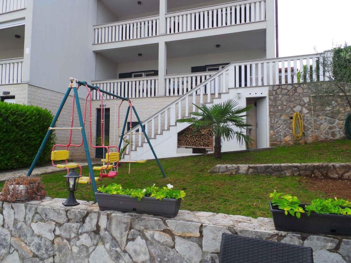 Holiday Home In Malinska/Insel Krk 13031 Екстер'єр фото