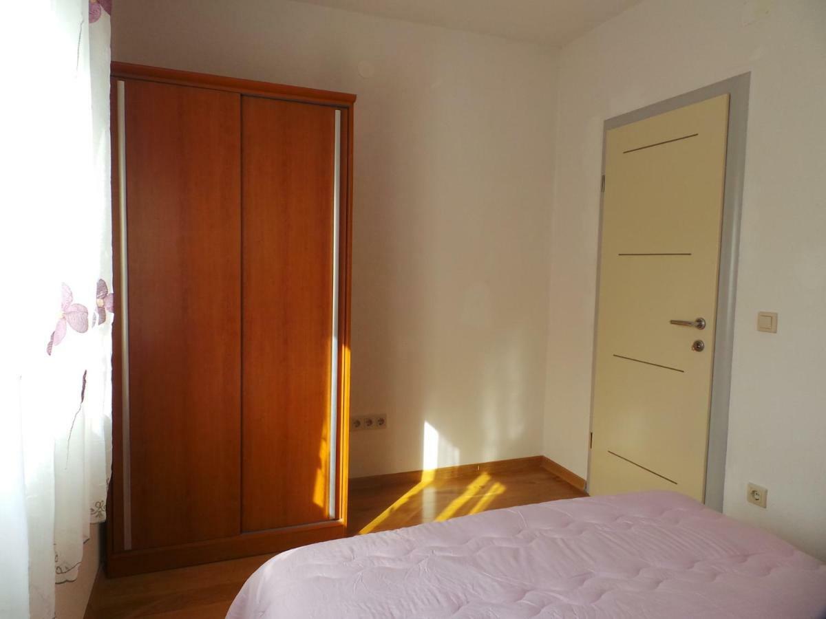 Holiday Home In Malinska/Insel Krk 13031 Екстер'єр фото